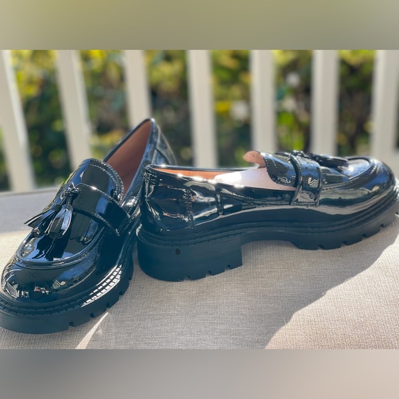 Masika black patent leather loafers with tassels, size 40 (8.5) - Picture 6 of 6